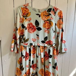 Beautiful floral dress. High quality